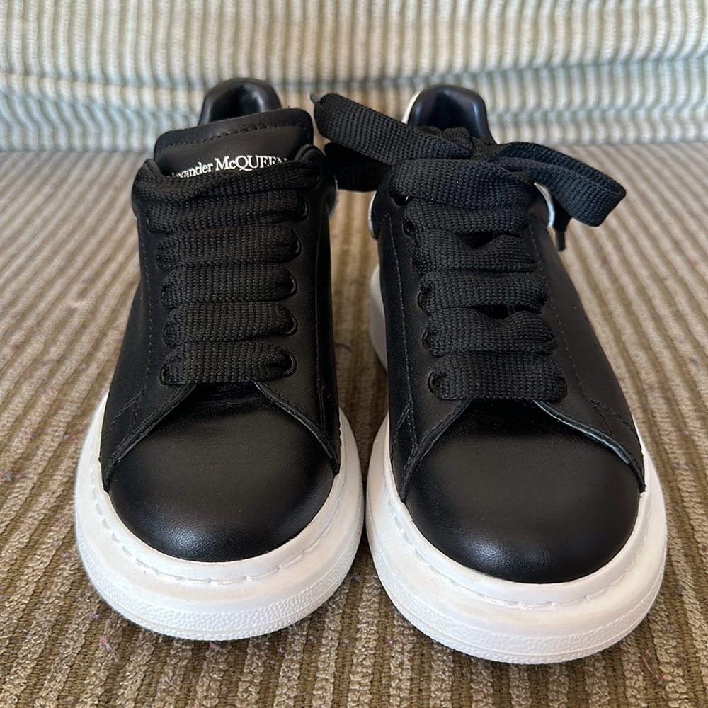 Alexander McQueen kids oversized sneaker